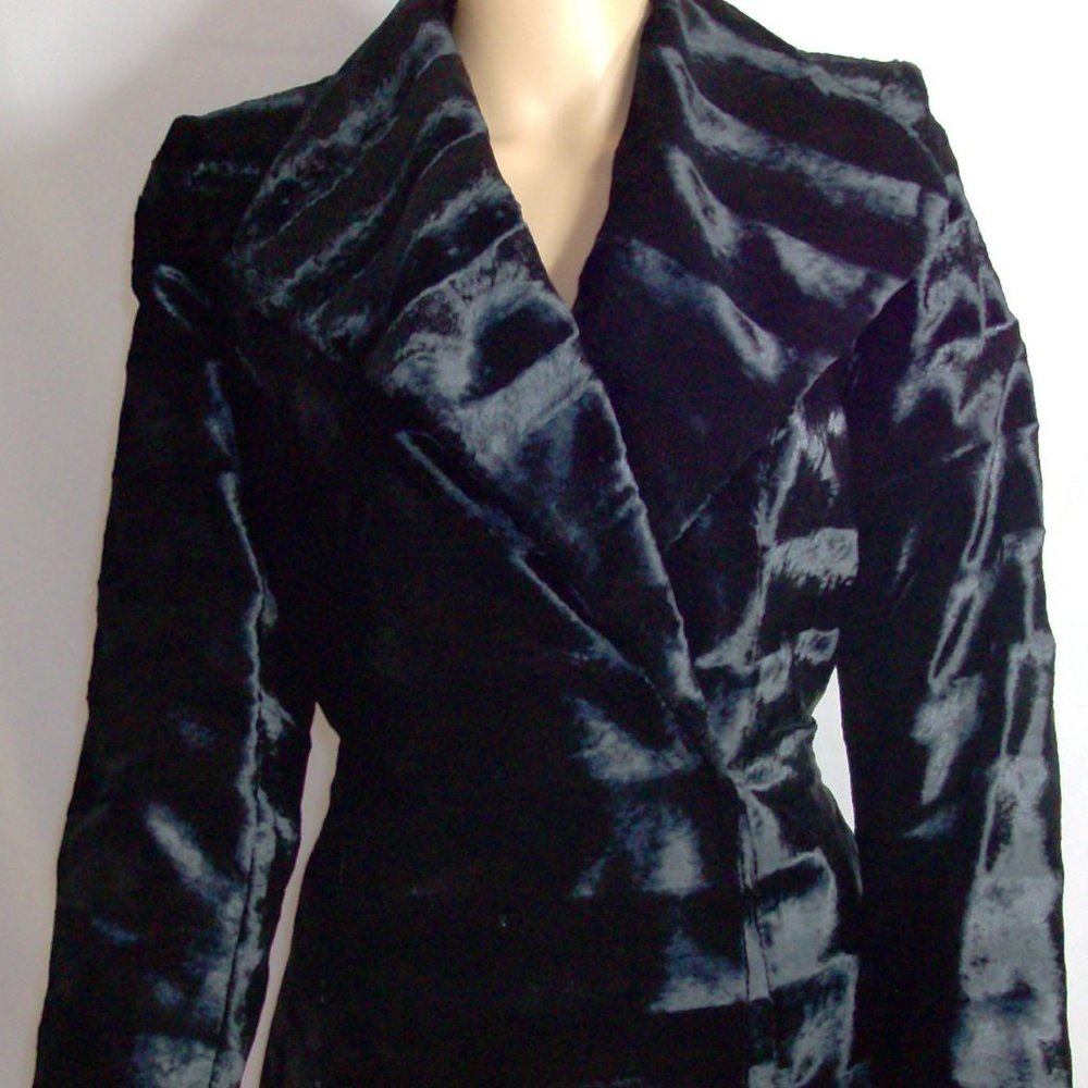 Milly of New York Velour Jacket with Tie.  Size 6